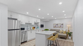 Family Friendly - Cozy - HOT TUB - Near UOIT